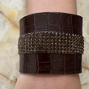 Daniel swarovski leathers and crystals Brown and Gold Bracelet